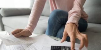 Payday loans vs Line of Credit – which is better